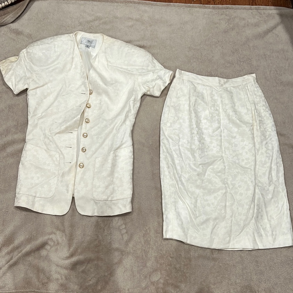 Vintage Amanda smith ivory business blazer & skirt set- 2 Piece Set
